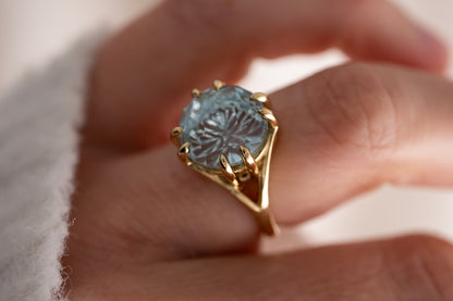 The Willow Ring | 7.9 CT Round Starbrite™ Aquamarine