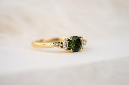 The Maeve Ring | 1.07 CT Round Green Sapphire + Dark Green Diamond Hidden Halo - Lavender Creek Gems 