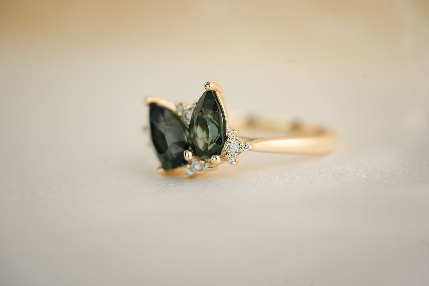 The Vega Teal/Green Sapphire Ring - Lavender Creek Gems 