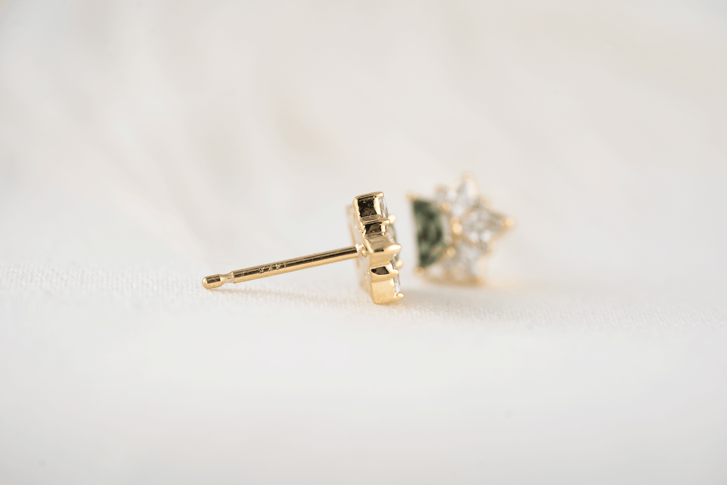 The Stardust Earrings | Green Sapphire