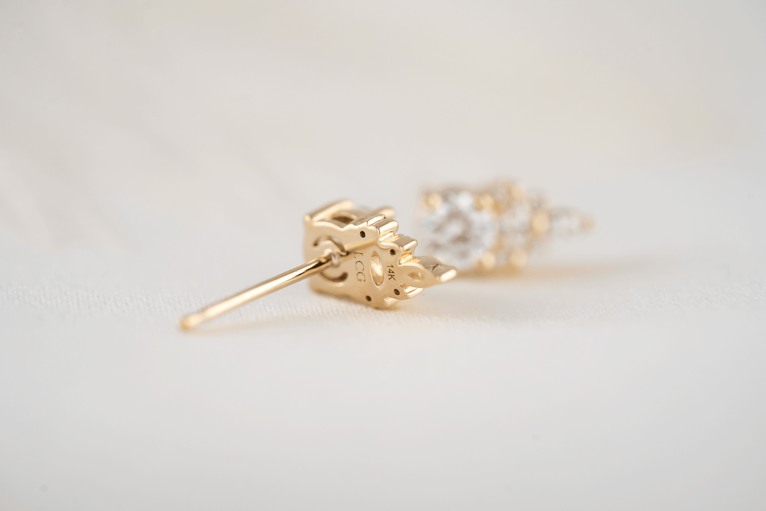 The Maeve Stud Earrings | Diamond