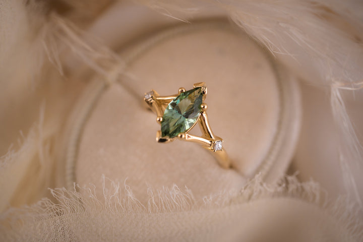The Lúthien 1.1 CT Marquise Teal Green Ring