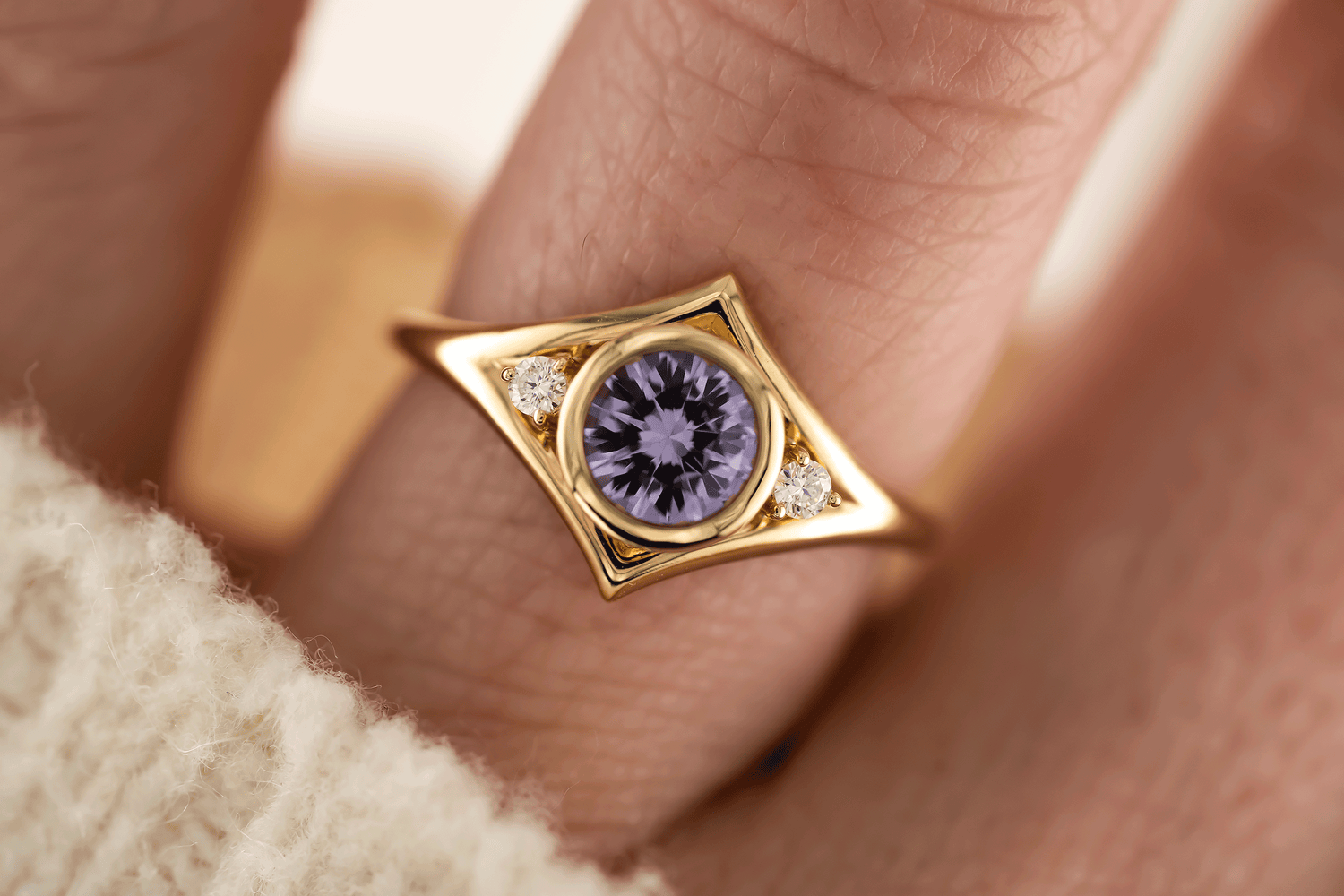 The Roxy Ring | 0.80 CT Round Lavender Sapphire