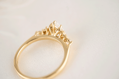 The Maeve Ring | Pear Diamond