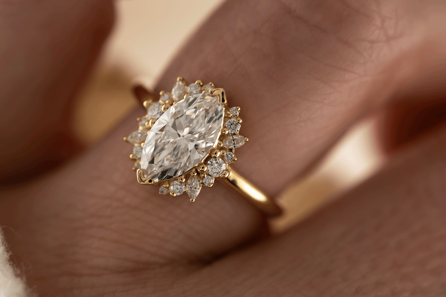 The Diamond Eleanor Ring