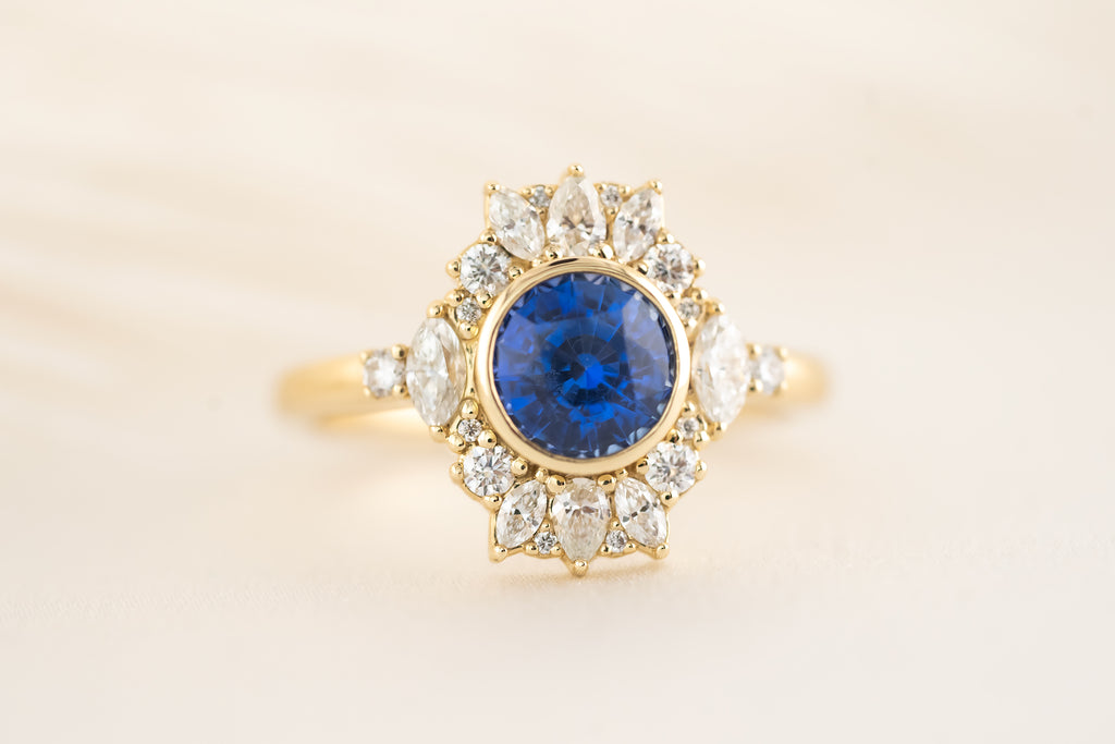 The Lace Ring | 1.46 CT Round Royal Blue Sapphire - Lavender Creek Gems 