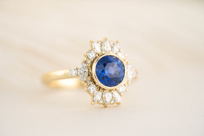 The Lace Ring | 1.46 CT Round Royal Blue Sapphire - Lavender Creek Gems 