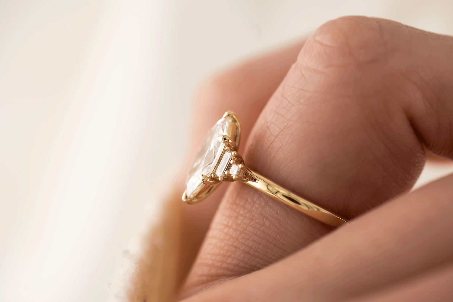 The Mira Ring | Marquise Diamond (High Set)