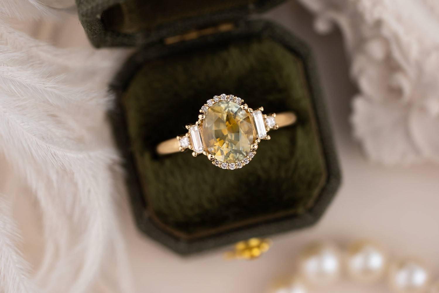 The Sura Ring | 2.1 CT Oval Bicolor Montana Sapphire - Lavender Creek Gems 