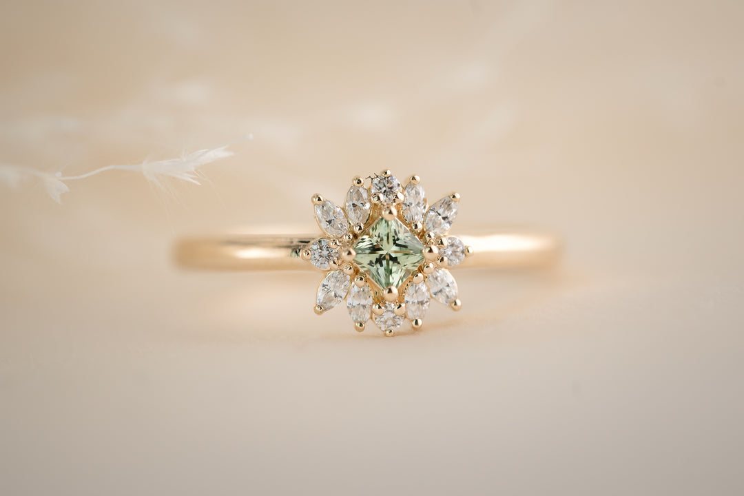 The Baby Blossom Ring - Green Sapphire