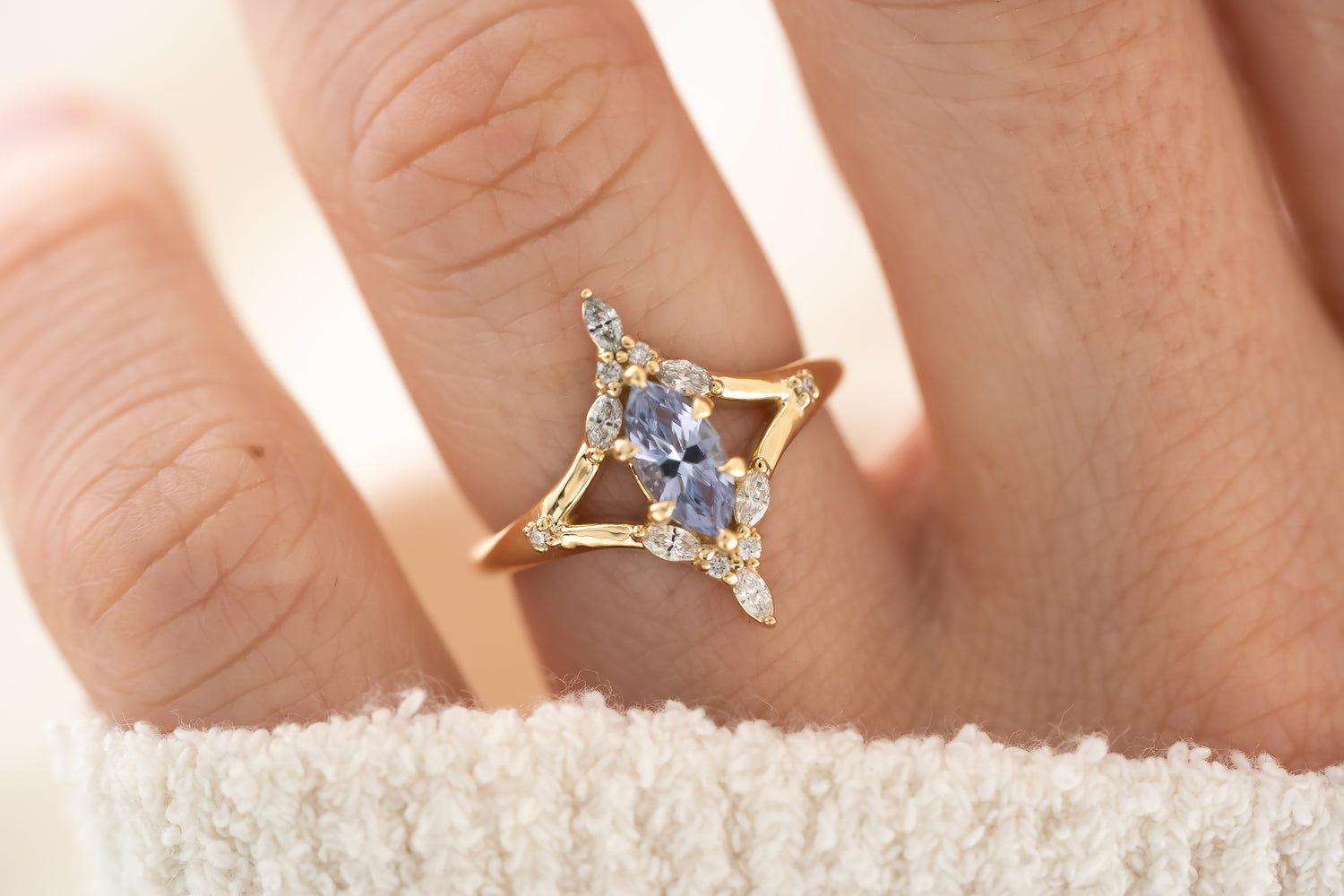 The Croía 0.6 CT Pastel Periwinkle Marquise Sapphire Ring - Lavender Creek Gems 