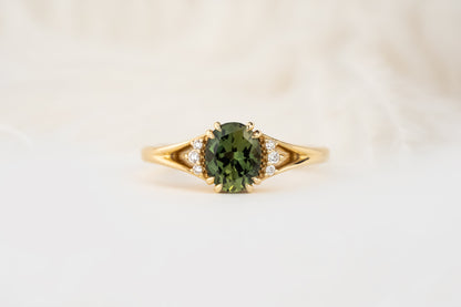 The Serendipity Ring | 1.14 CT Oval Forest Green Sapphire - Lavender Creek Gems 
