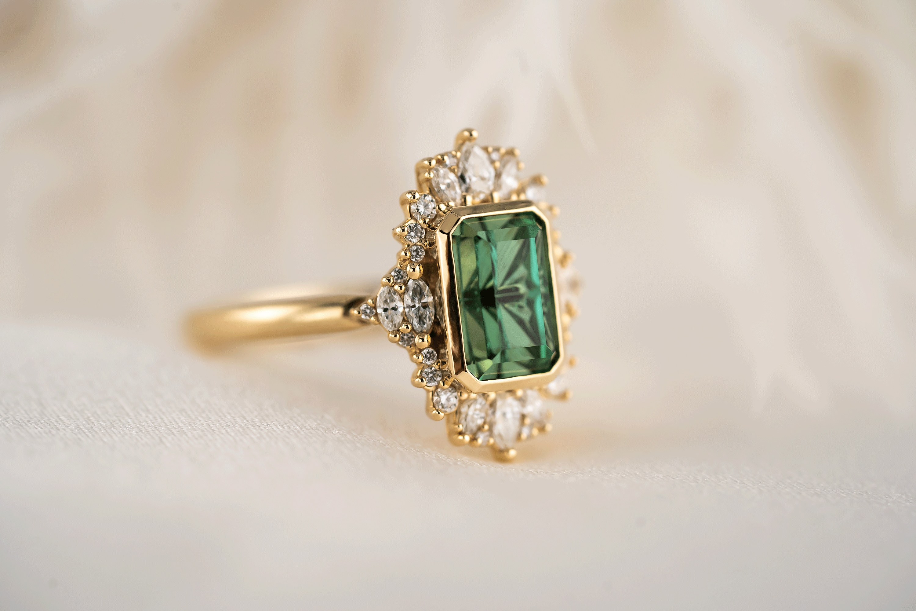 The Ethereal Ring | 2.09 CT Rectangular Starbrite™ Green Tourmaline - Lavender Creek Gems 
