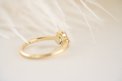 The Cosma Ring - Teal Montana Sapphire - Lavender Creek Gems 