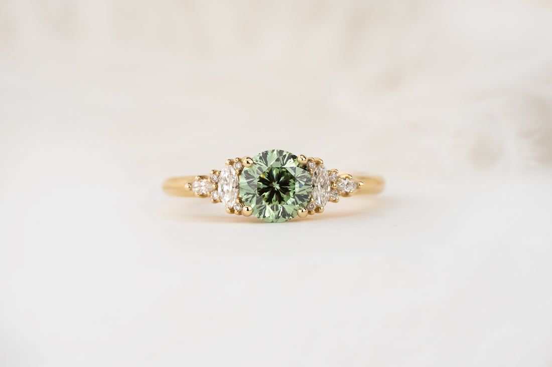 The Maeve Ring | 1.01 CT Fancy Round Green Diamond - Lavender Creek Gems 
