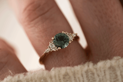 The Maeve Ring | 1.28 CT Round Teal Sapphire