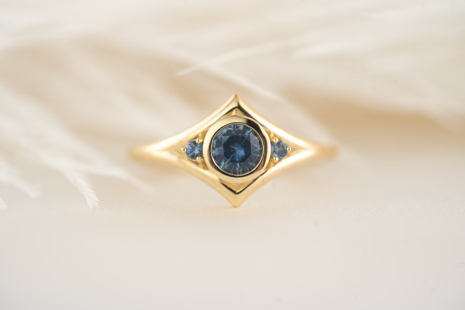 The Roxy Ring | Blue Montana Sapphire - Lavender Creek Gems 