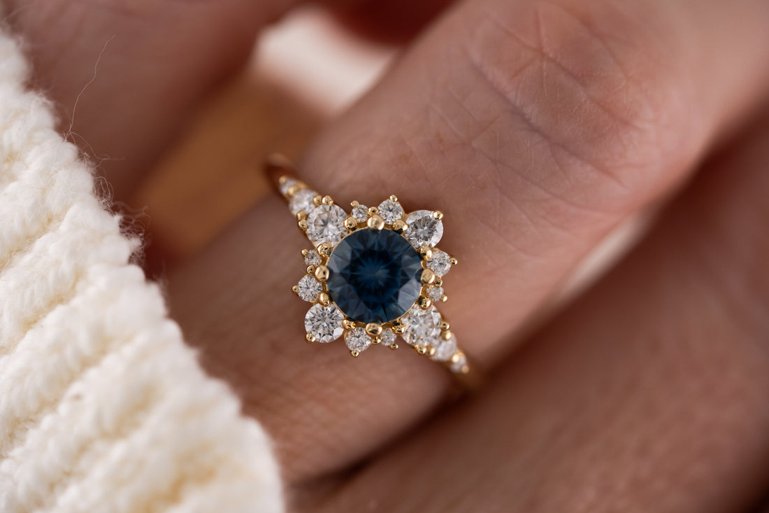 The Bloom Ring | 0.99 CT Round Montana Sapphire