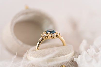 The Bloom Ring | 0.99 CT Round Montana Sapphire