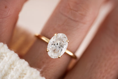 The Secret Garden Ring | 2.5 CT Oval Diamond