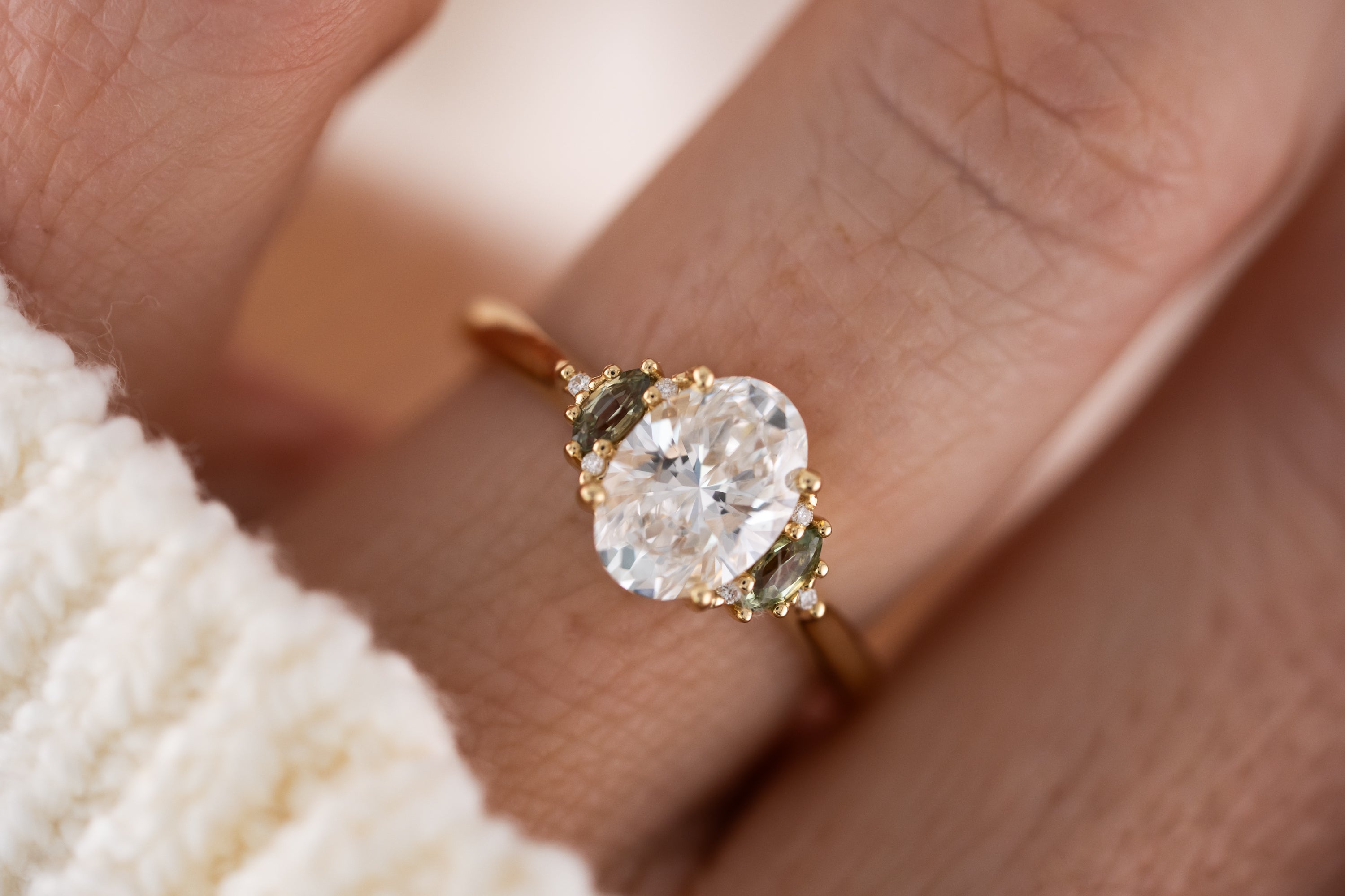 The Low Maren Ring | 1.5 CT Oval Diamond + Green Sapphire - Lavender Creek Gems 
