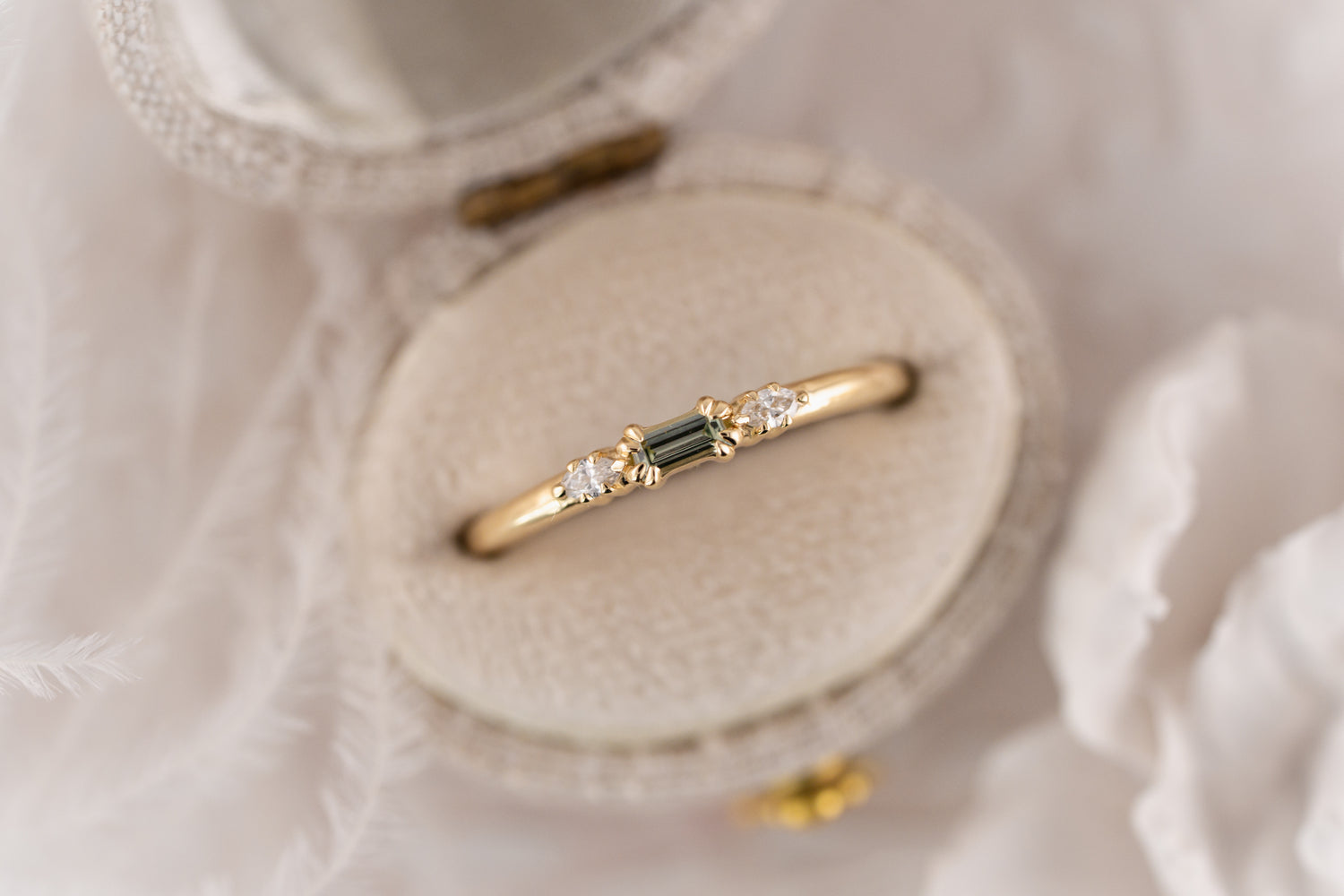 The Sonnet Ring