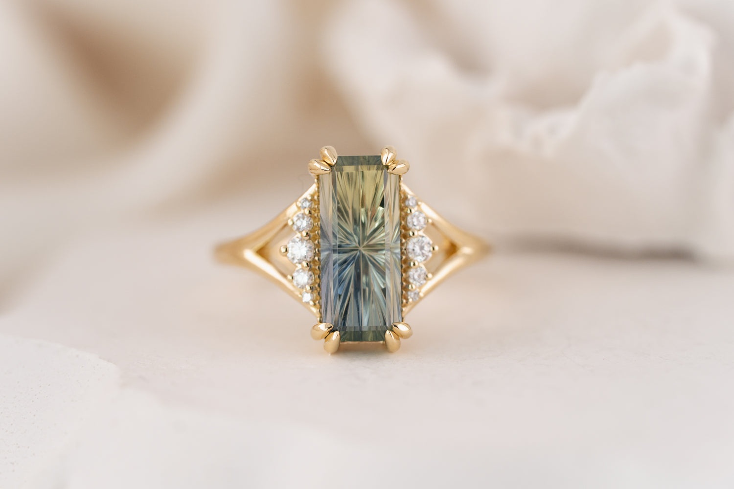 The Serendipity Ring | 3.76 CT Rectangular Starbrite™ Bicolor Sapphire - Lavender Creek Gems 