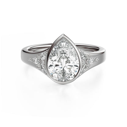 The Daylight Ring | Pear