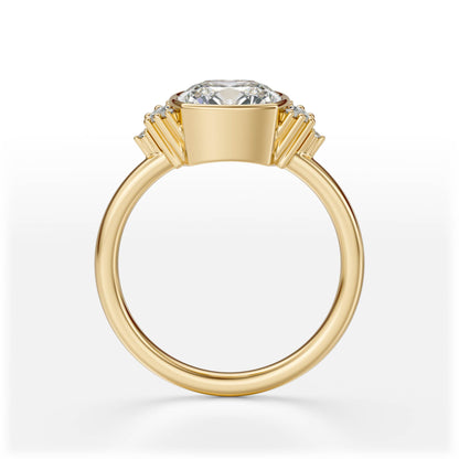 The Bezel Maren Ring | Cushion