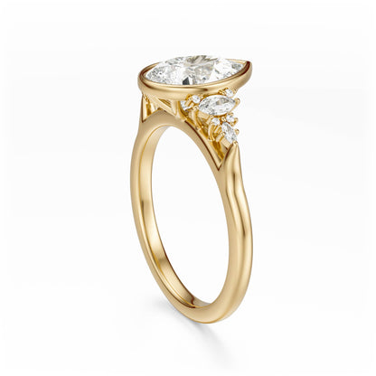 The Bezel Maeve Ring | Pear