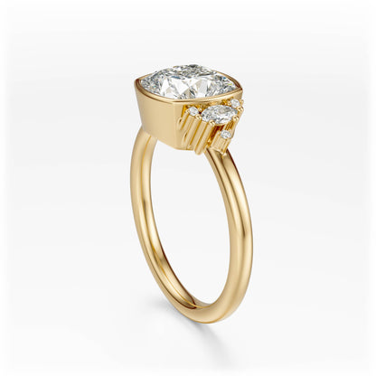 The Bezel Maren Ring | Cushion