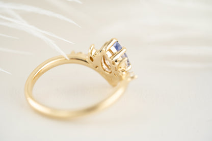 The Aurora Ring - 0.88 CT Pear Lavender Sapphire - Lavender Creek Gems 