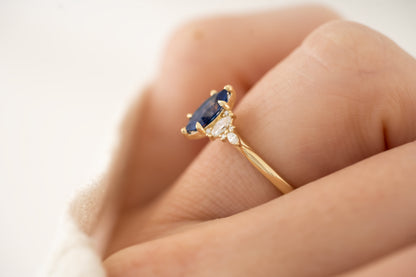 The Maeve - 0.72 CT Marquise Royal Blue Sapphire Ring - Lavender Creek Gems 