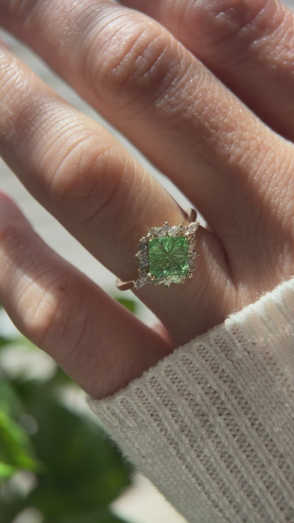 The Nova Ring | 1.8 CT Square Starbrite™ Tsavorite