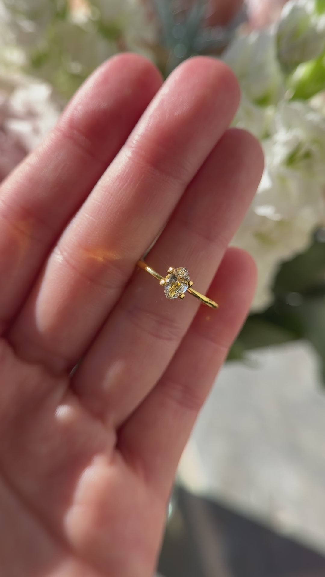 0.81 CT Marquise Bicolor Montana Sapphire