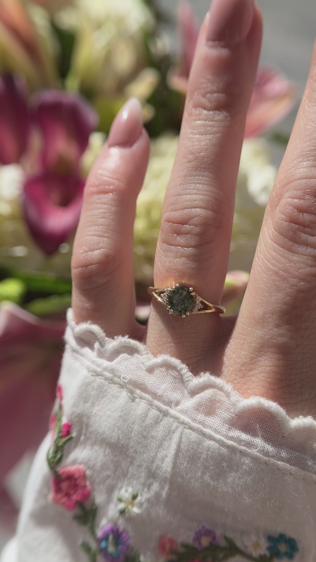 The Serendipity Ring | 1.14 CT Oval Forest Green Sapphire