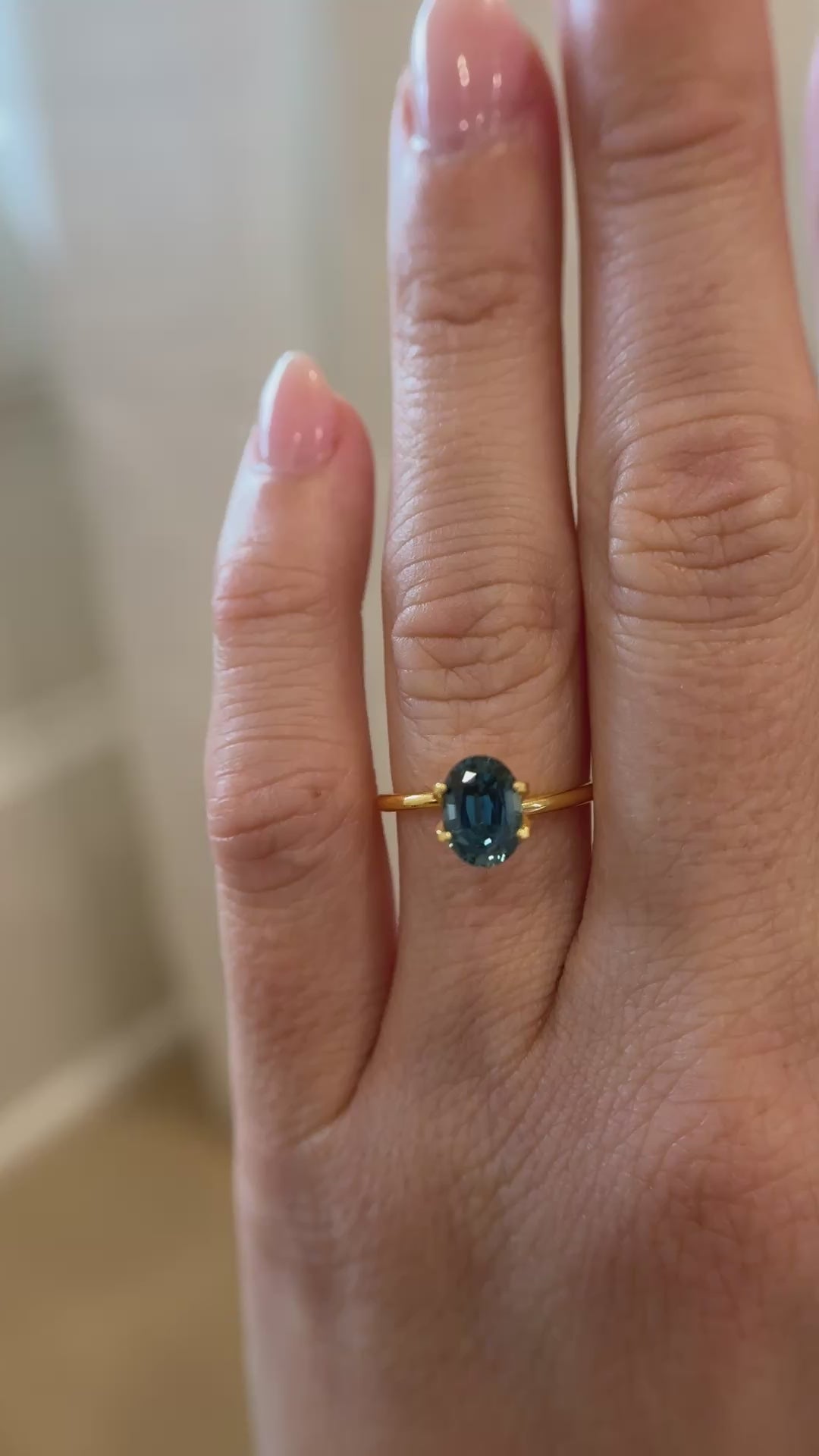 1.84 CT Oval Cut Teal/Navy Blue Sapphire
