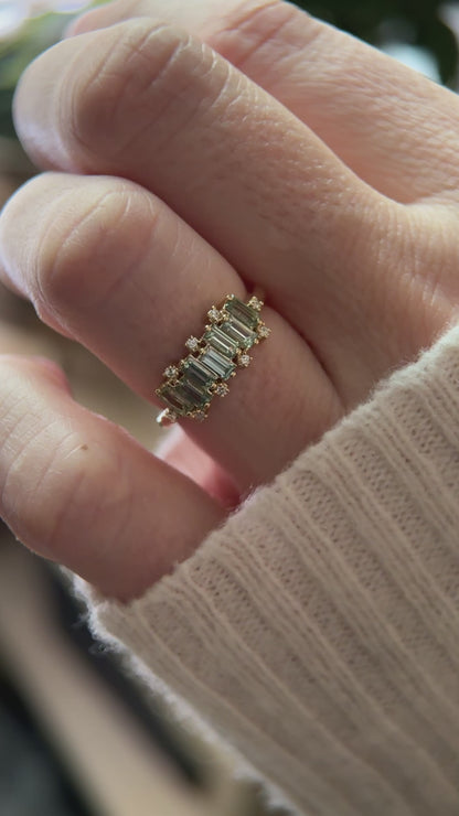 The Cadenza Ring - Green Baguette Montana Sapphire