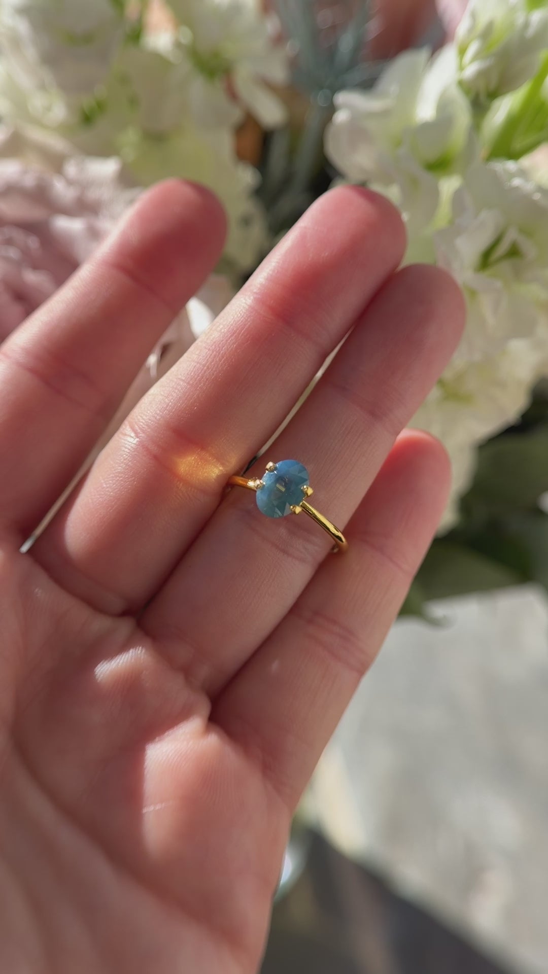 2.04 CT Oval Opalescent Teal Sapphire