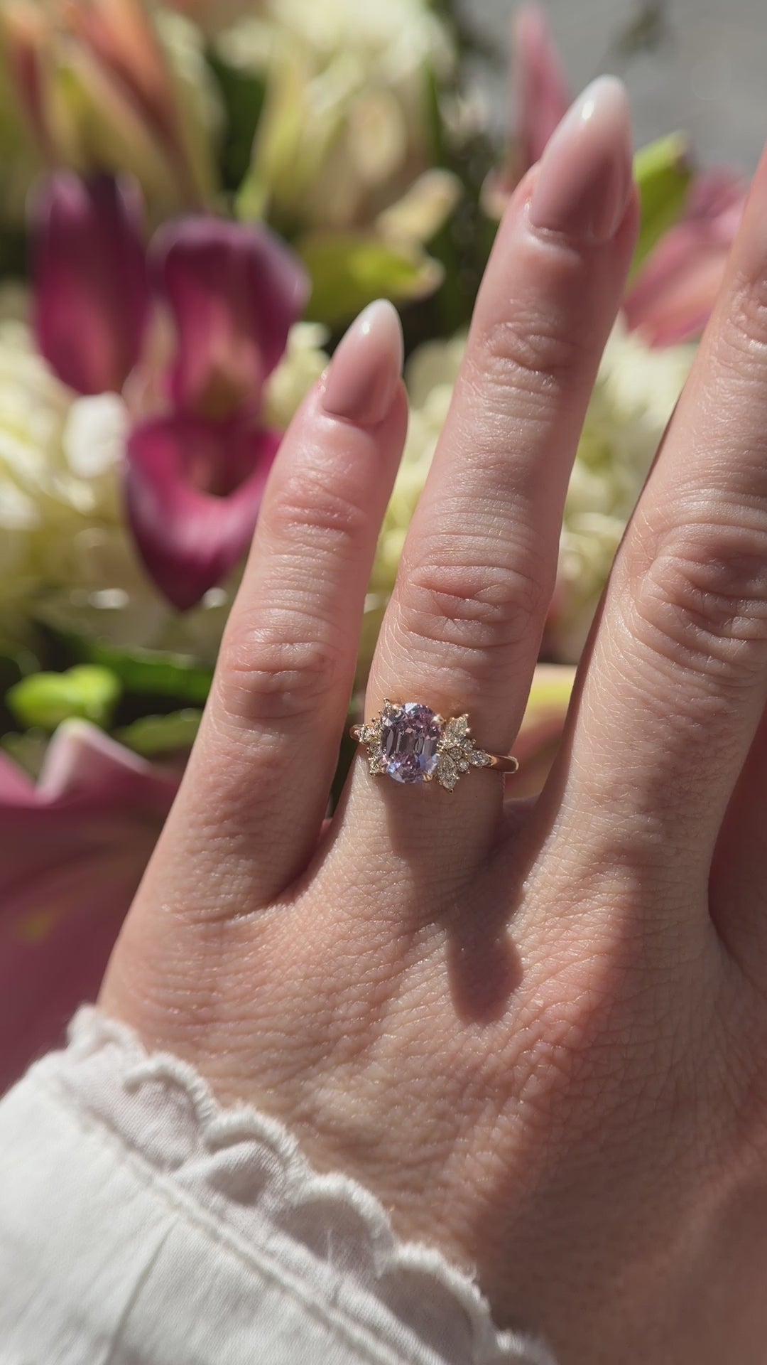 The Veraine Ring | 2.03 CT Oval Light Purple Sapphire