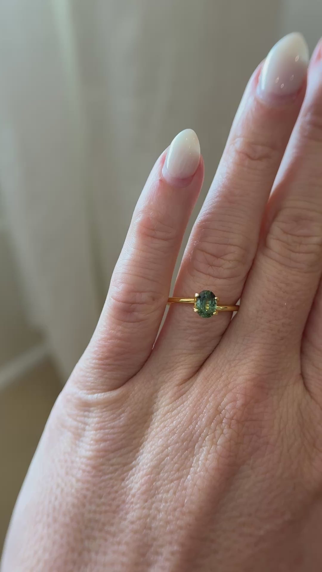0.86 CT Oval Cut Green Sapphire