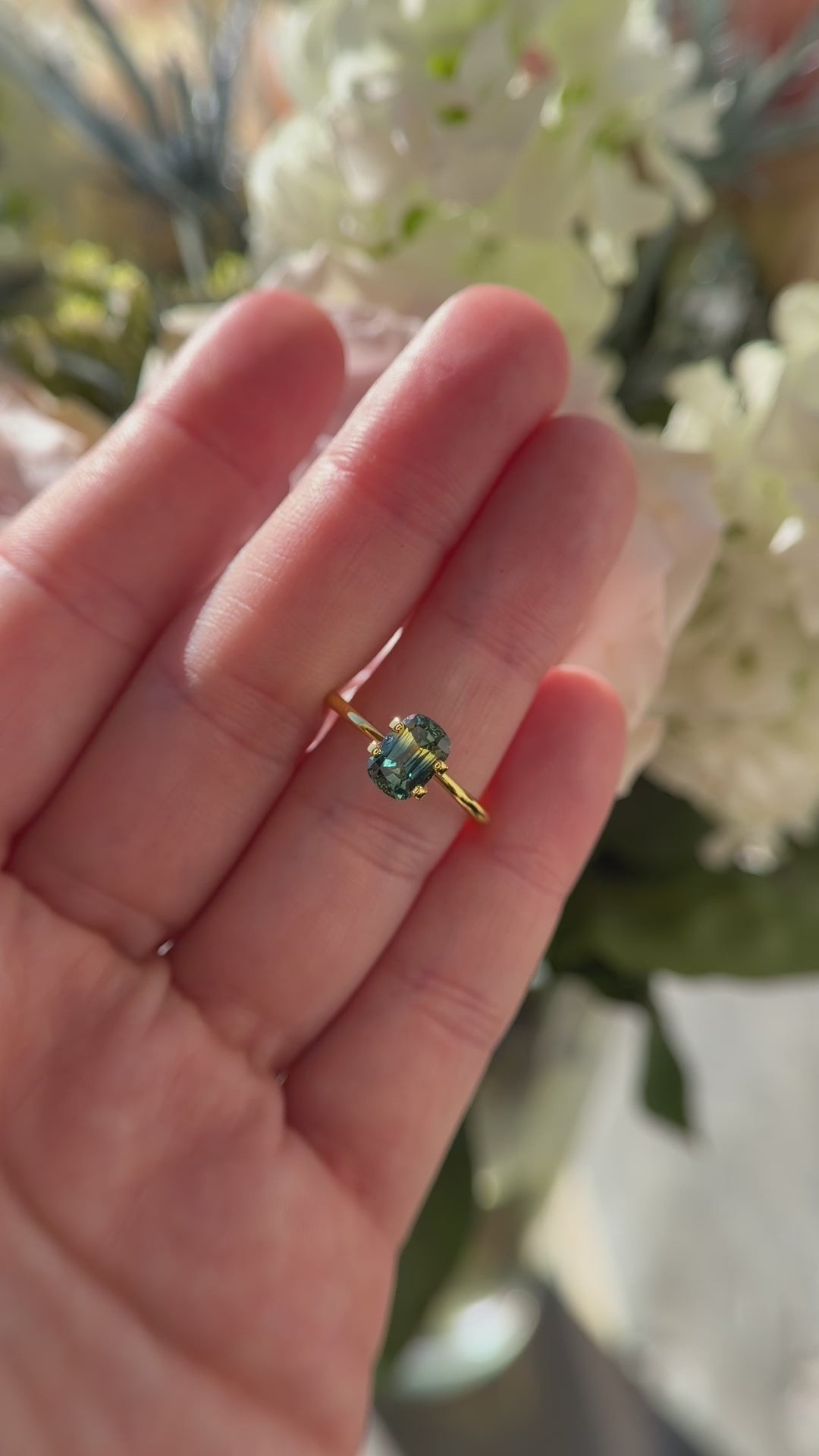 1.74 CT Elongated Cushion Parti/Bicolor Teal Sapphire