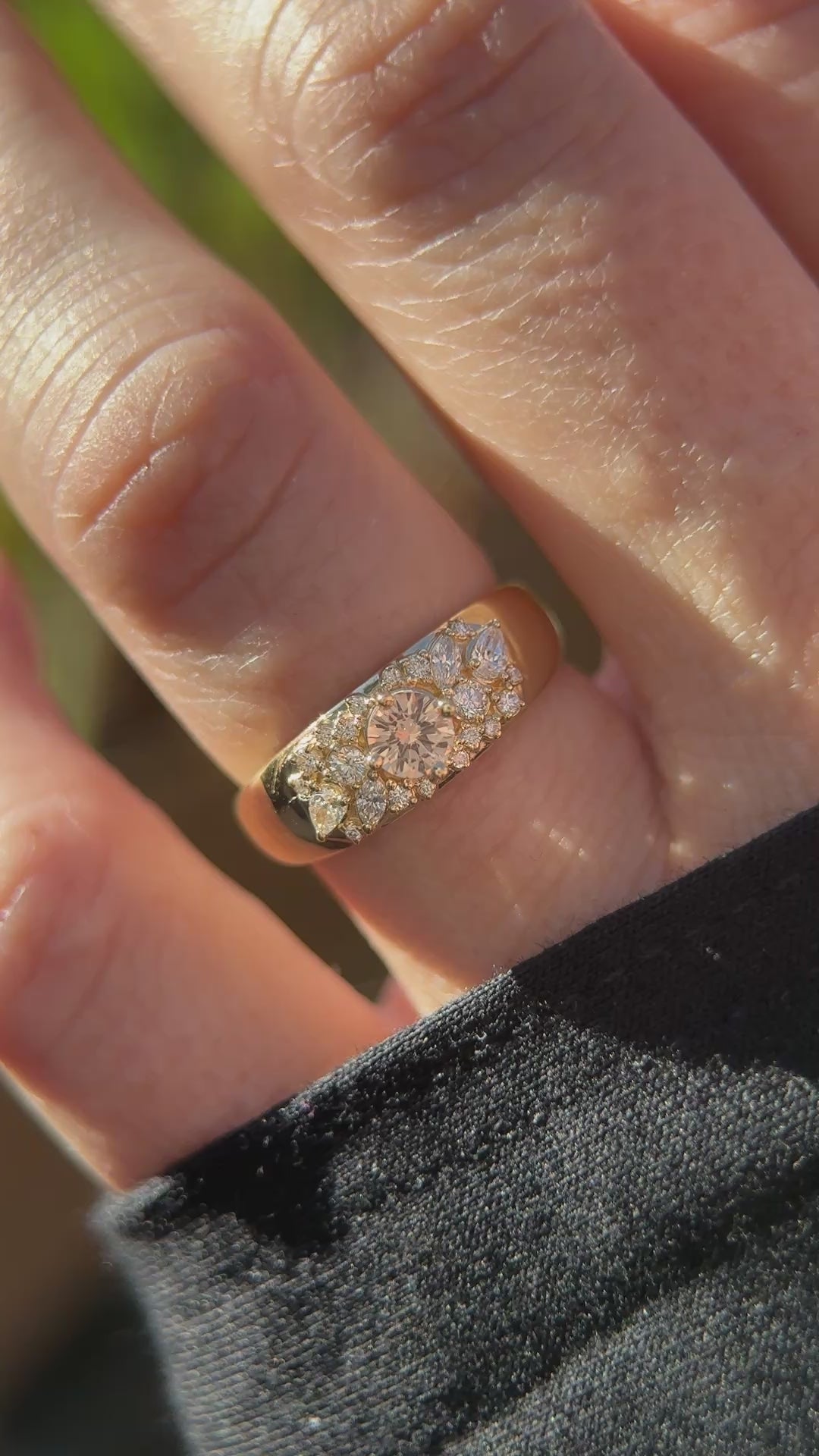 The Bejeweled Ring | Pale Peach Sapphire