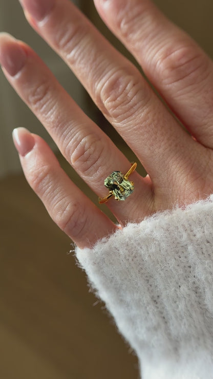 3.35 CT Radiant Cut Green Sapphire