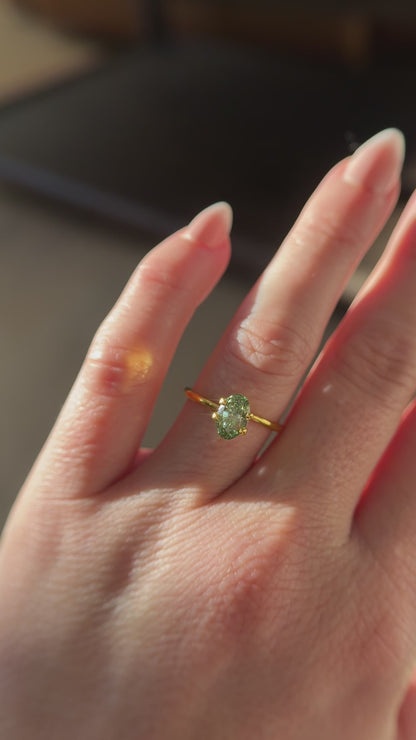 1.05 CT Lab Created Oval Cut Green Diamond