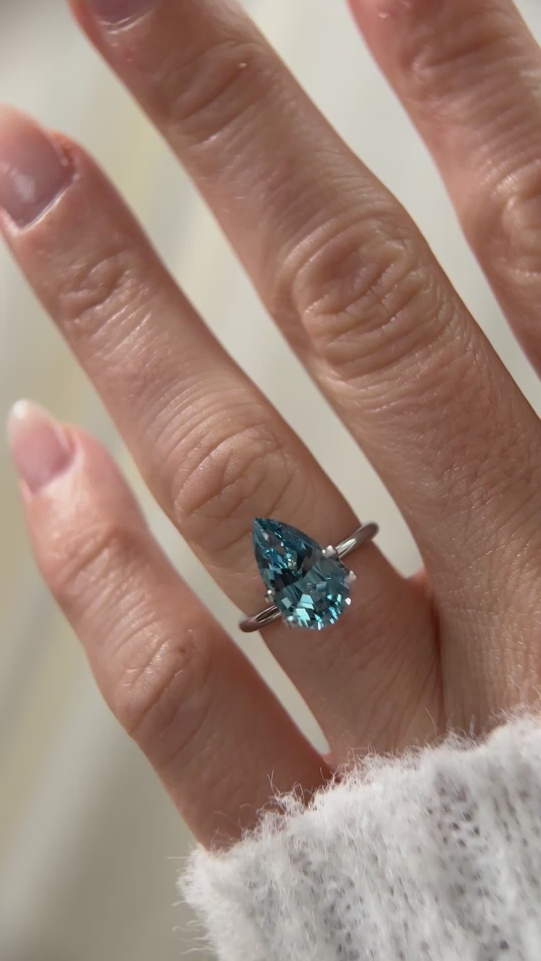 2.57 CT Pear Cut Aquamarine