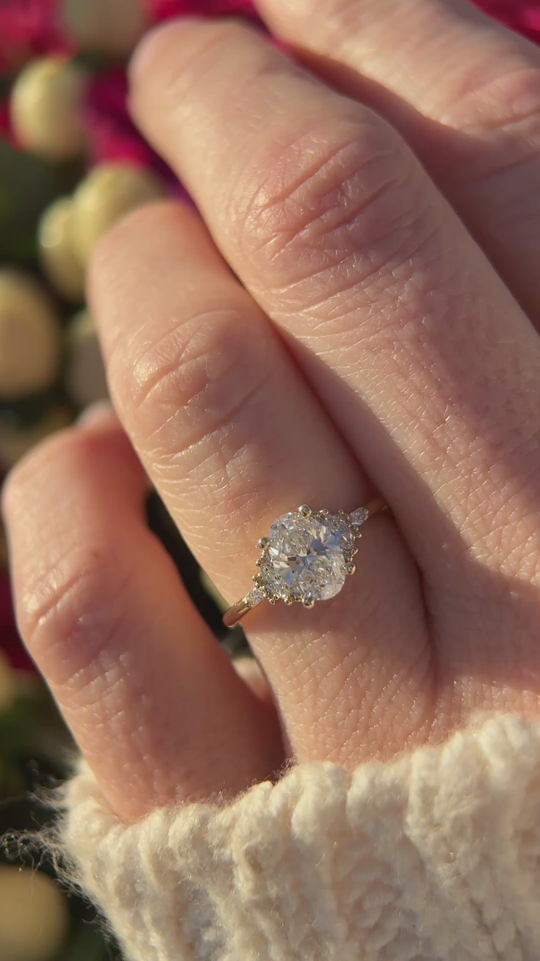 The Low Maeve Ring | 1 CT Oval Diamond