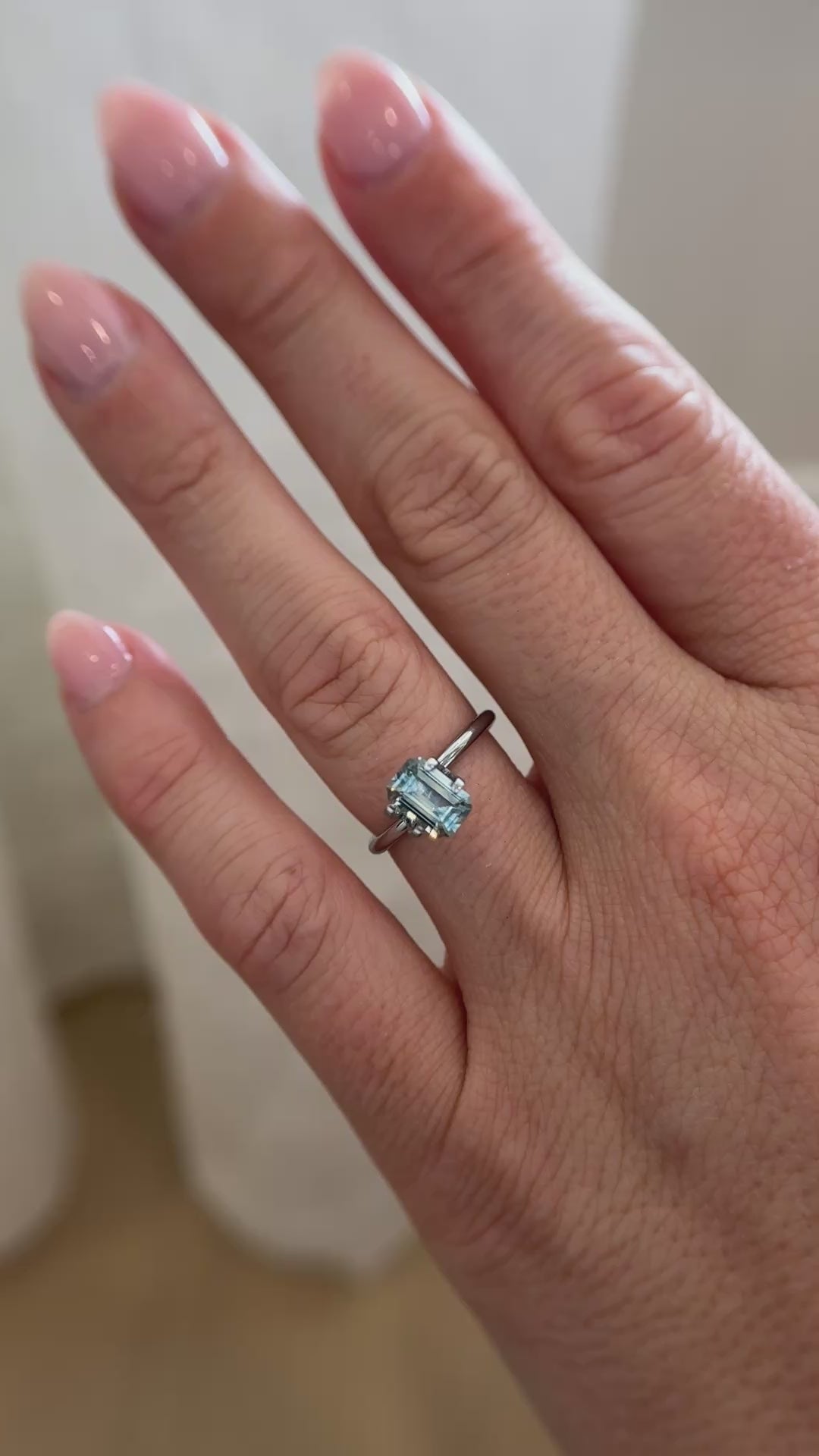 1.34 CT Emerald Cut Bicolor Teal Sapphire