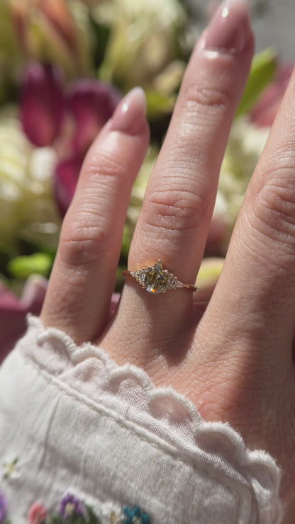 The Mini Maeve Ring | 0.88 CT Pear Bicolor Montana Sapphire