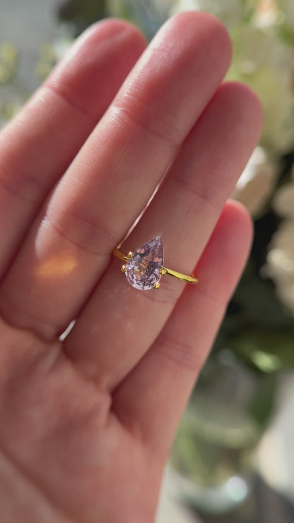 2.46 CT Pear Light Purple Sapphire